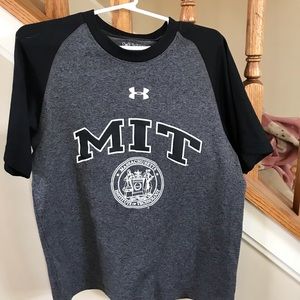 Boys Under Armour MIT shirt